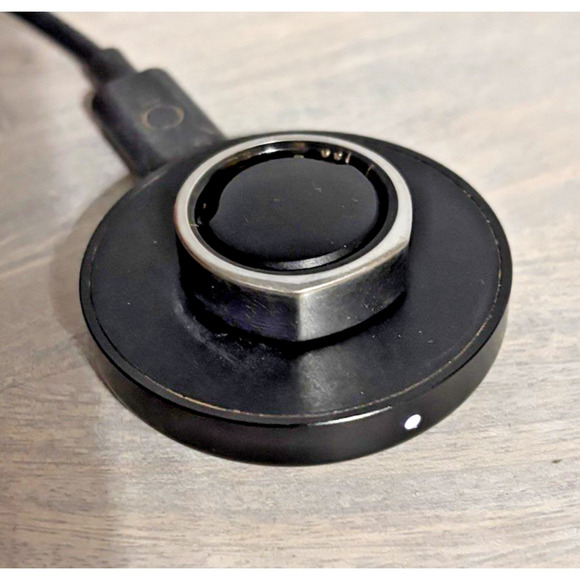 Oura Ring Gen 3 Silver Smart Activity & Sleep Tracker size 13 - Picture 5 of 7